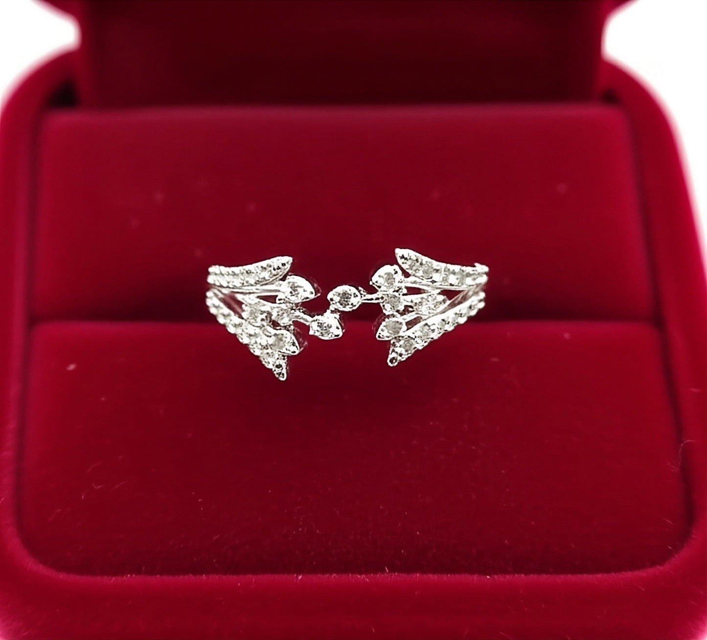 Ring Wing Sweet Bright Luster Ring